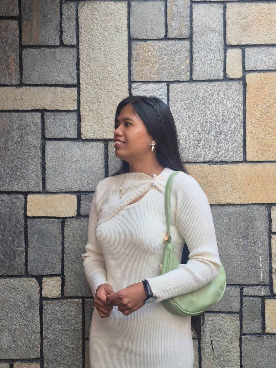 Niru shrestha